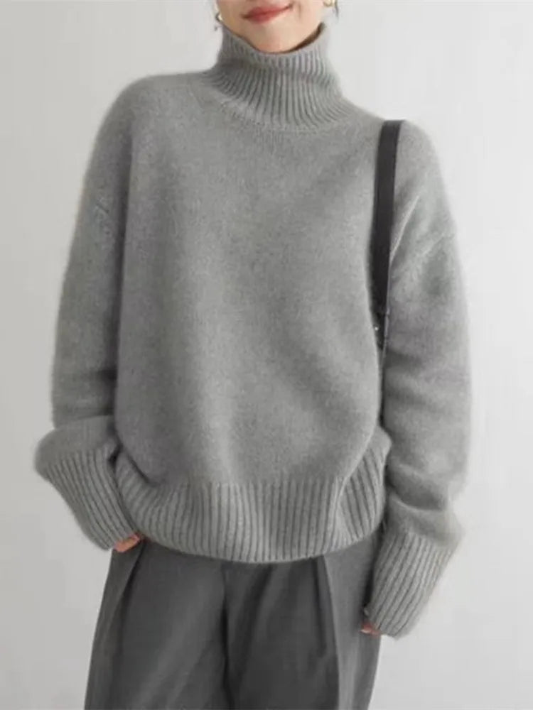 ELYSIA | COZY TURTLENECK SWEATER