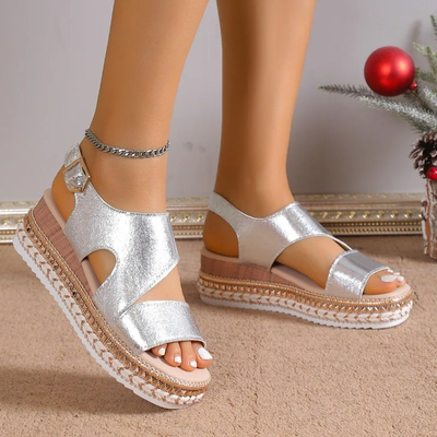 LUMIÈRE | LUXURIOUS PLATFORM SANDALS